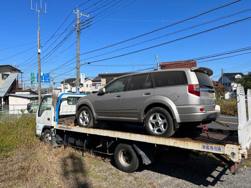 積載車に載るアクシオム